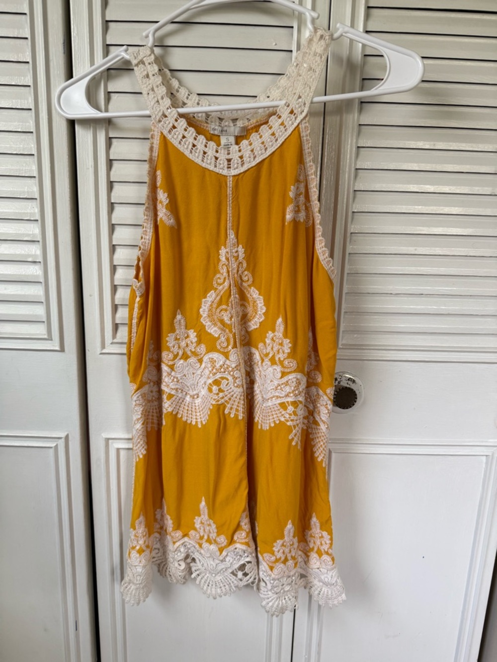 Boho embroidered crochet trim tank